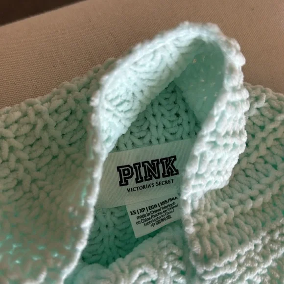 NWT Victoria Secret PINK sweater, size XS - Picture 4 of 5